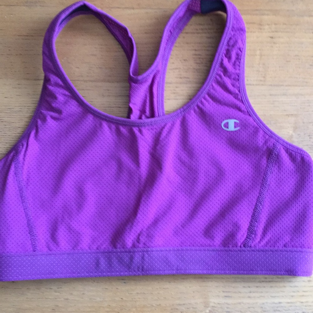 Workout bundle! One bra, one shorts, two pants - Picture 2 of 8
